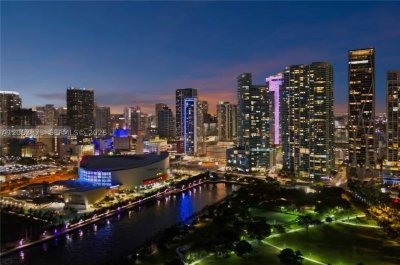 Aluguel de apartamento no Marina Blue 4009