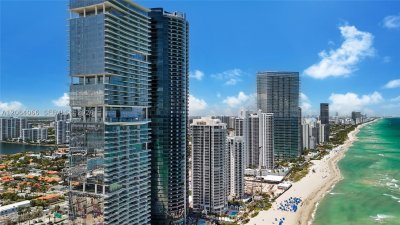 Turnberry Ocean Club Apt #1804
