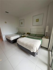 Comprar apartamento en St Tropez I II and III 1-TH403