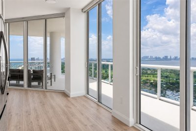 Alquiler de apartamento en Akoya TS-07