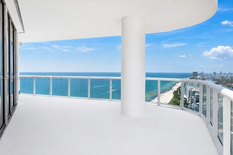 Alquiler de apartamento en Akoya TS-07