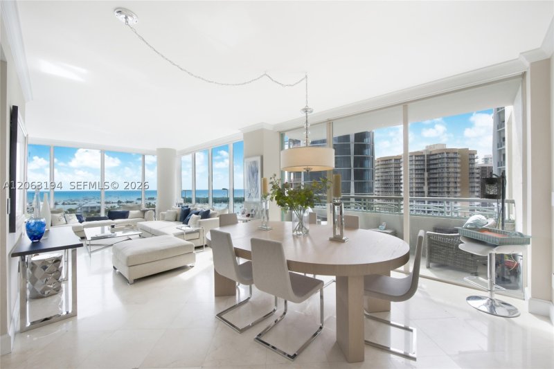 Apartment for rent at Ritz Carlton Coconut Grove 1003