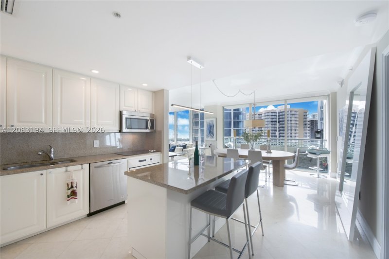 Apartment for rent at Ritz Carlton Coconut Grove 1003