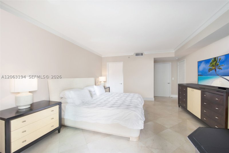 Apartment for rent at Ritz Carlton Coconut Grove 1003