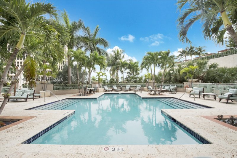 Apartment for rent at Ritz Carlton Coconut Grove 1003