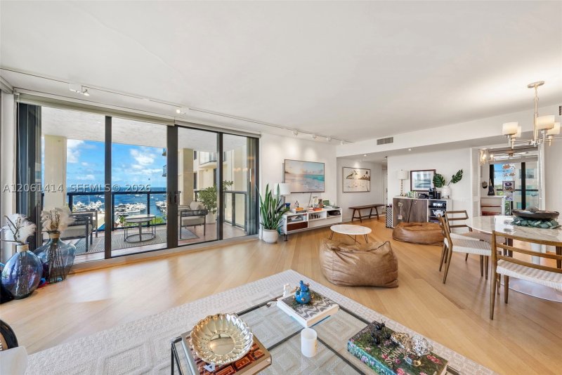 Apartment for rent at Coconut Grove Bayshore 11B