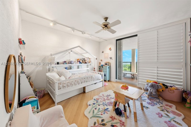 Apartment for rent at Coconut Grove Bayshore 11B
