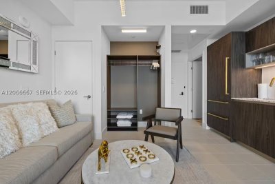 Comprar apartamento en Natiivo Gale Miami Hotel & Residences PH-4912