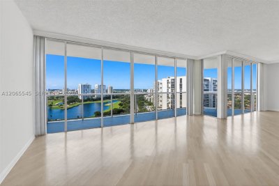 Hamptons West Apt #1801