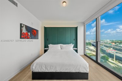 Aluguel de apartamento no E11EVEN Hotel & Residences 1701