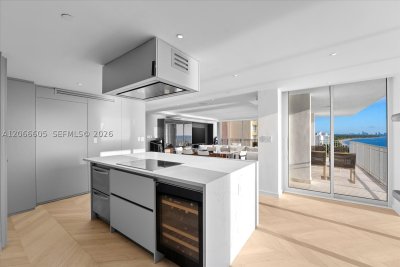 Aluguel de apartamento no Casa Del Mar 11H