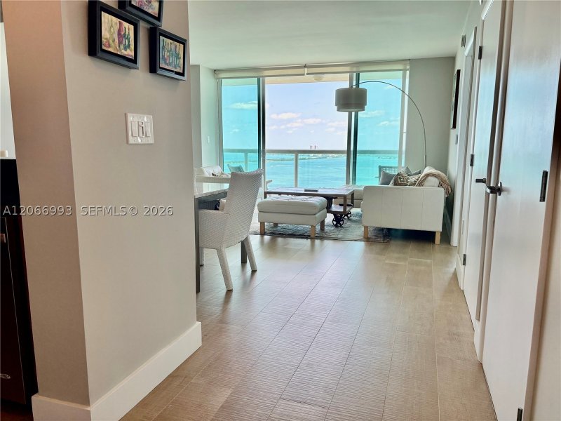 Apartment for rent at 1800 Club 4209