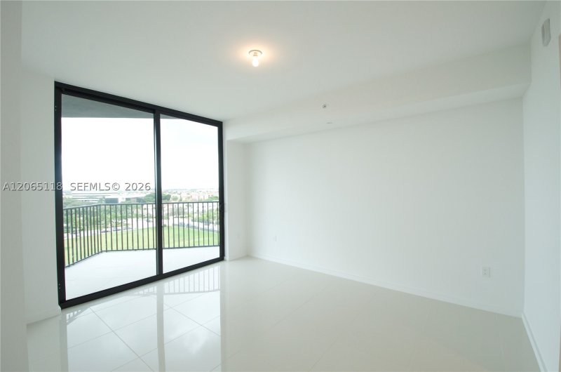Alquiler de apartamento en 5300 Paseo 709