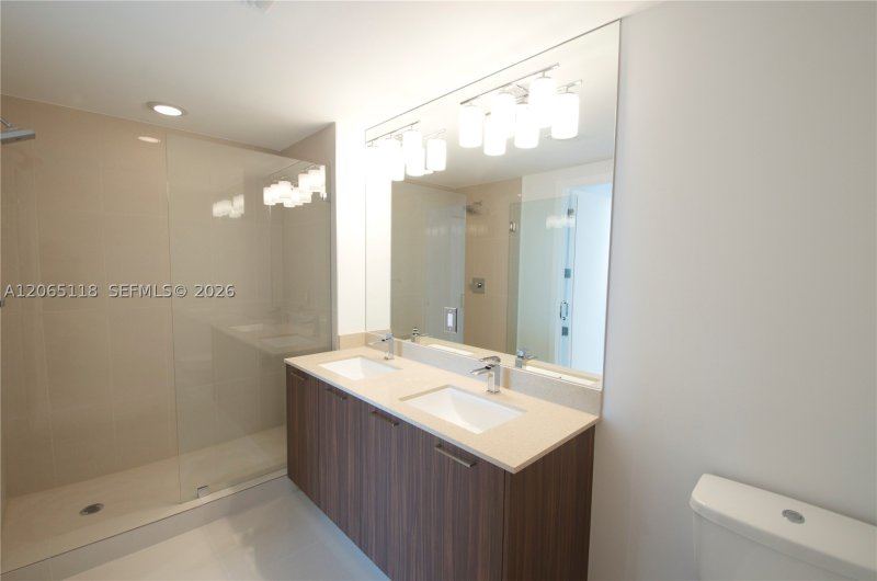Alquiler de apartamento en 5300 Paseo 709