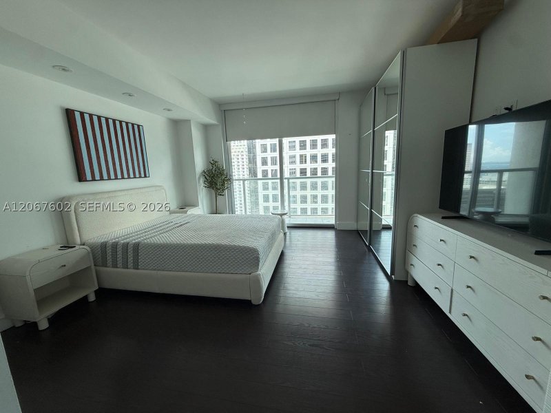 Apartment for rent at 500 Brickell East Tower 2706