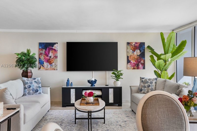 Apartment for rent at Plaza South 14D