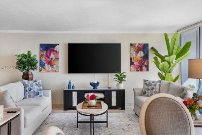 Aluguel de apartamento no Plaza South 14D