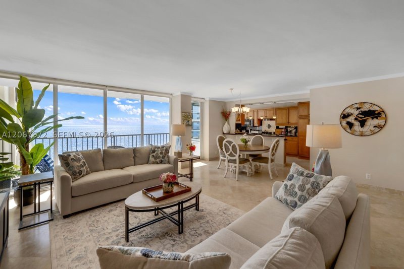 Apartment for rent at Plaza South 14D