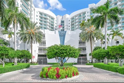 360 Condominium West Apt #1408