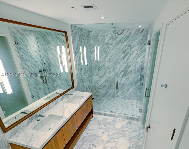 Alquiler de apartamento en Una Residences at Brickell 1002
