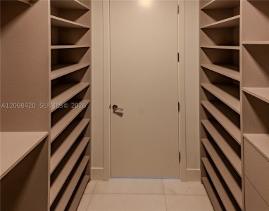 Alquiler de apartamento en Una Residences at Brickell 1002