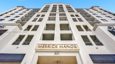 Merrick Manor Apt #UPH1005
