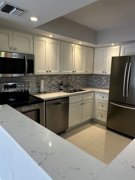 Condo for sale at Waterview 1749