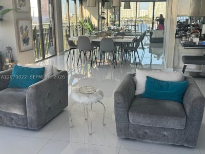 Alquiler de apartamento en Bay Country Club 6C