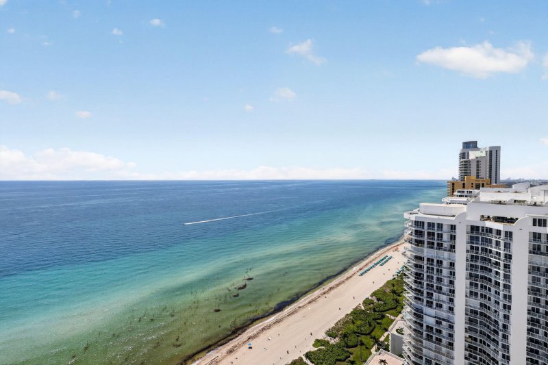 Comprar apartamento no La Perla 3509