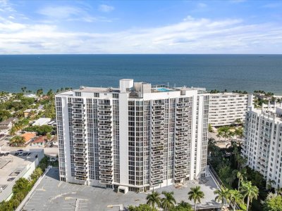Comprar apartamento en Vantage View 1407