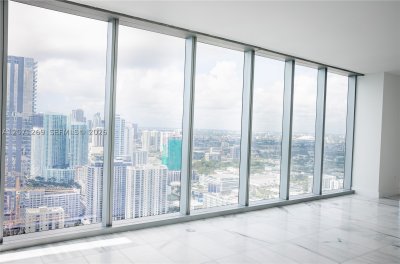 Comprar apartamento en Missoni Baia 4403