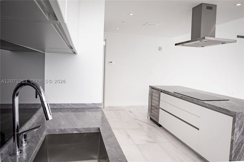 Comprar apartamento en Missoni Baia 4403