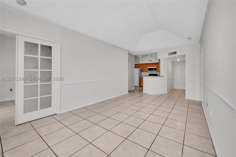 Apartment for rent at University Inn 2413