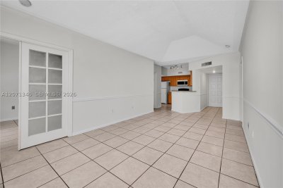 Aluguel de apartamento no University Inn 2413