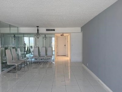 Comprar apartamento en La Mer Estates 1107