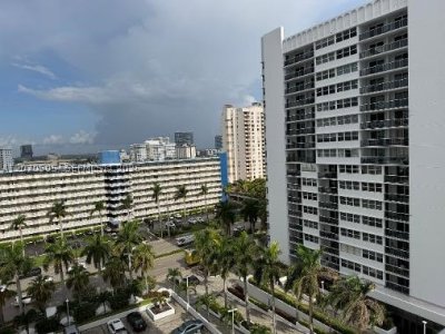 Comprar apartamento en La Mer Estates 1107