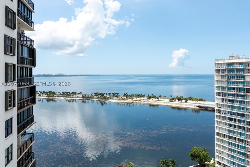 Condo for sale at Brickell Bay Club 2212