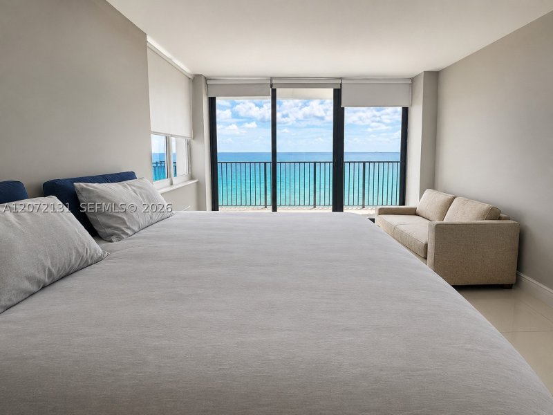 Condo for sale at Valencia at Quadomain 1603