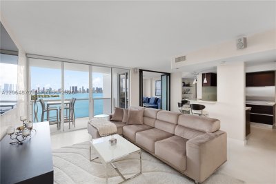 Comprar apartamento no Sunset Harbour North 2008