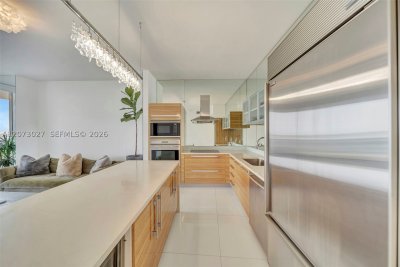 Comprar apartamento en Paramount Bay 708
