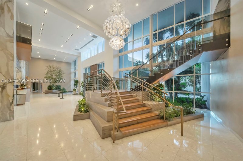 Comprar apartamento en Paramount Bay 708