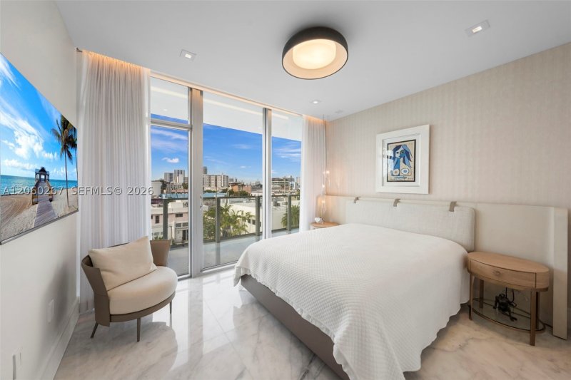 Condo for sale at Palau Sunset Harbor PH06