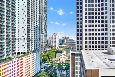 Brickell City Centre Reach Apt #1207
