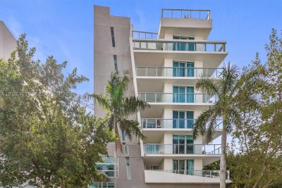 Comprar apartamento no One By Tross PH702