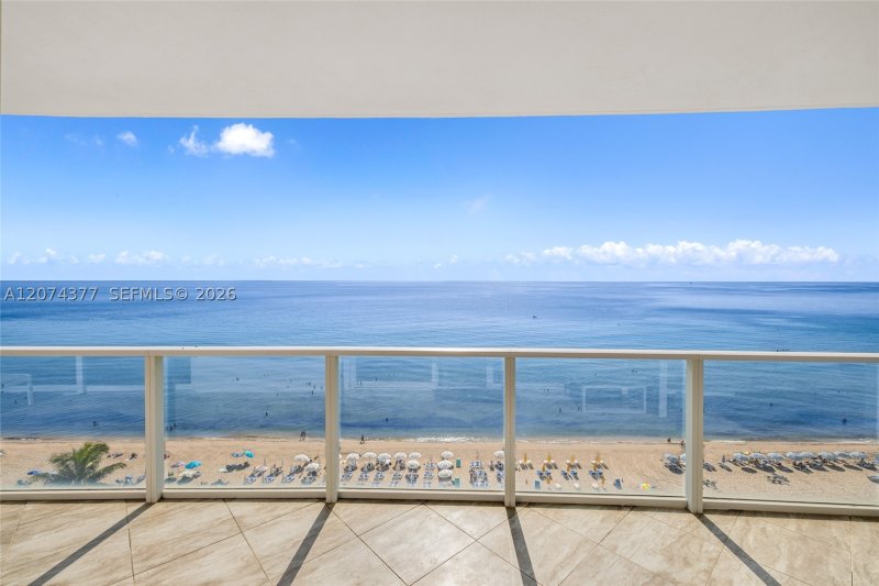 Condo for sale at Apogee Beach Hollywood 902