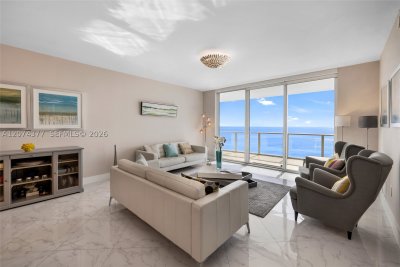 Comprar apartamento en Apogee Beach Hollywood 902
