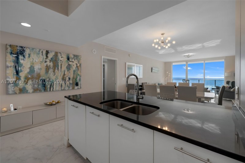 Condo for sale at Apogee Beach Hollywood 902