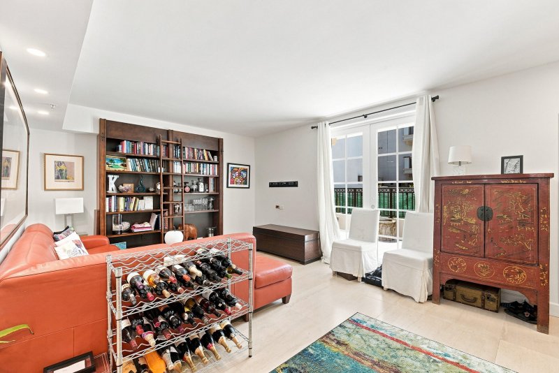 Condo for sale at Armitage Place 113