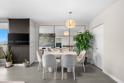Comprar apartamento en Triton Towers 1624