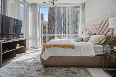 Aluguel de apartamento no Paramount Miami WorldCenter 3301